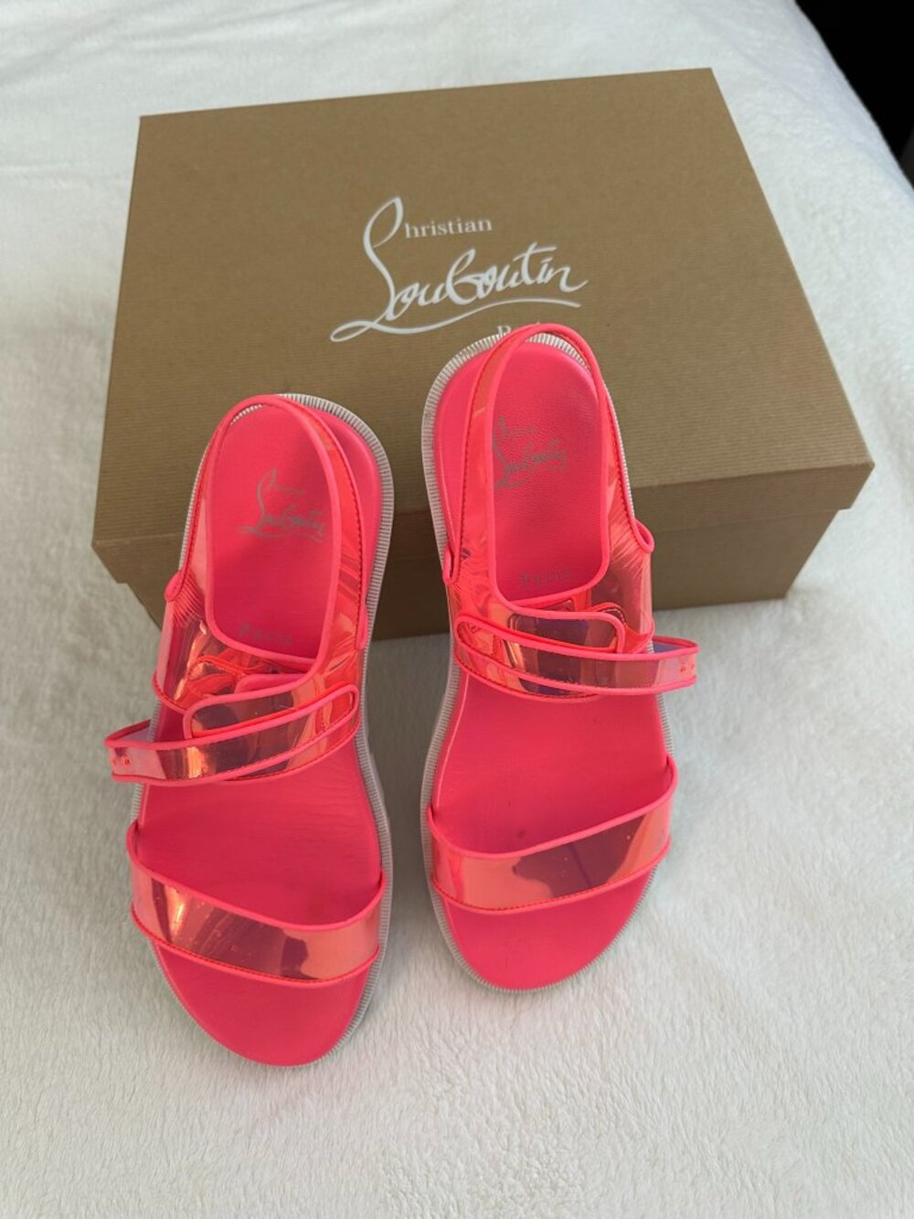 Christian Louboutin Coral Strappy Flat Sandals – Size 40.5